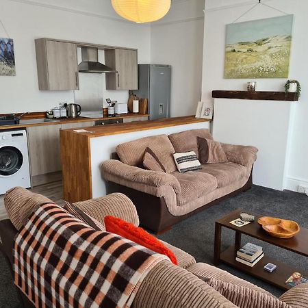 Gorgeous Sea View Apartment 5 Mins To The Beach St Leonards-on-Sea Exterior photo